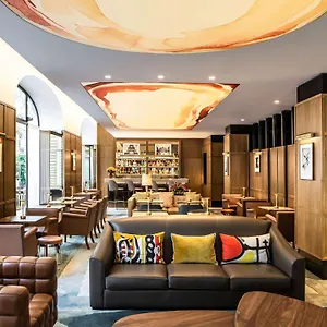Hotel Sofitel Arc De Triomphe