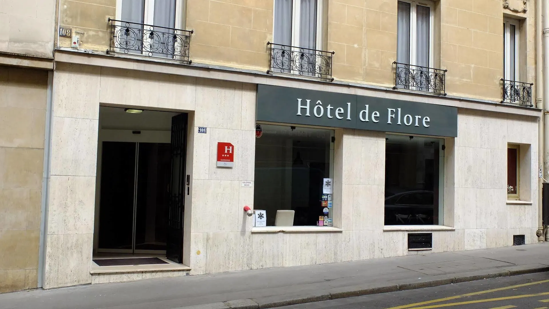 Hotel De Flore - Montmartre Paris Frankreich